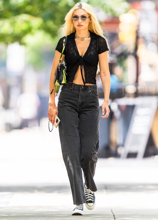 Black jeans street top style